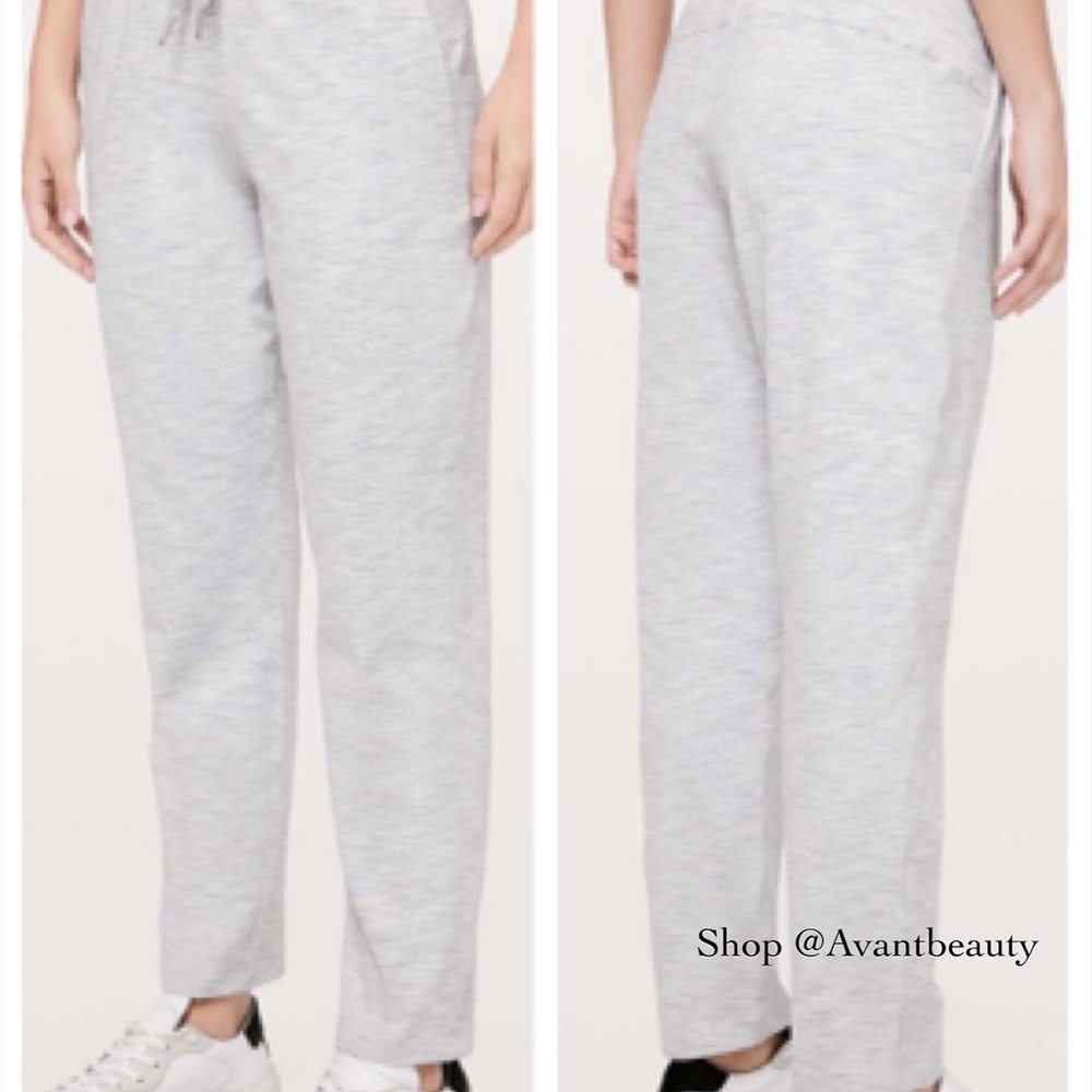 NWT lululemon on the fly pant flying nimbus gray white stretchy size 6
